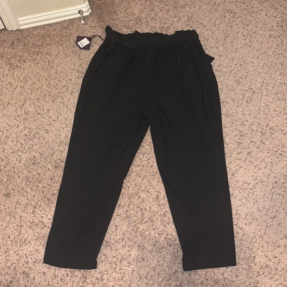 Ava & Viv Pants - NWT Ava and Viv Mid Rise Tapered Paper Bag Utility Ankle Pants Straight Leg